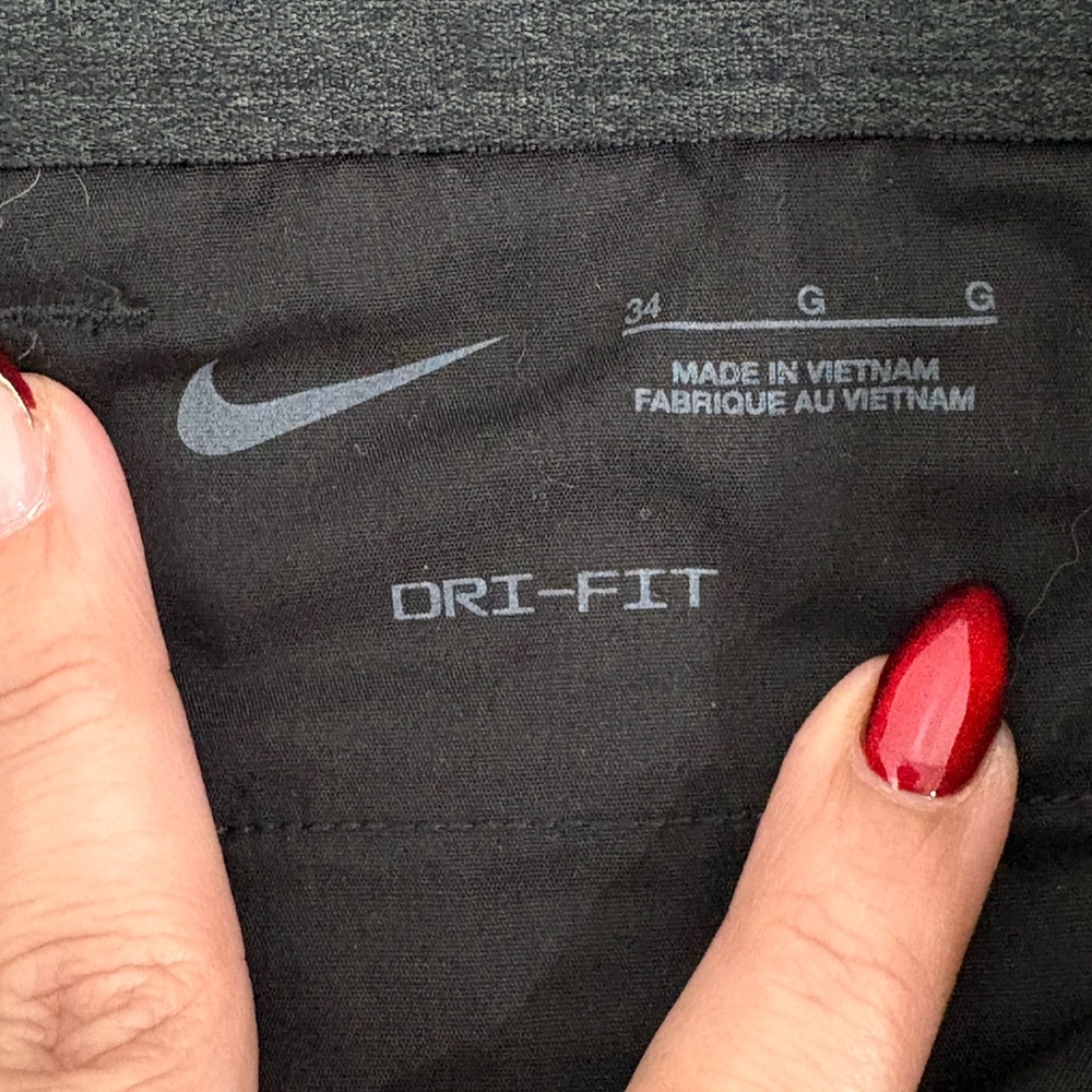 Nike Men's Dark Shorts Size 34 - Picture 5 of 8
